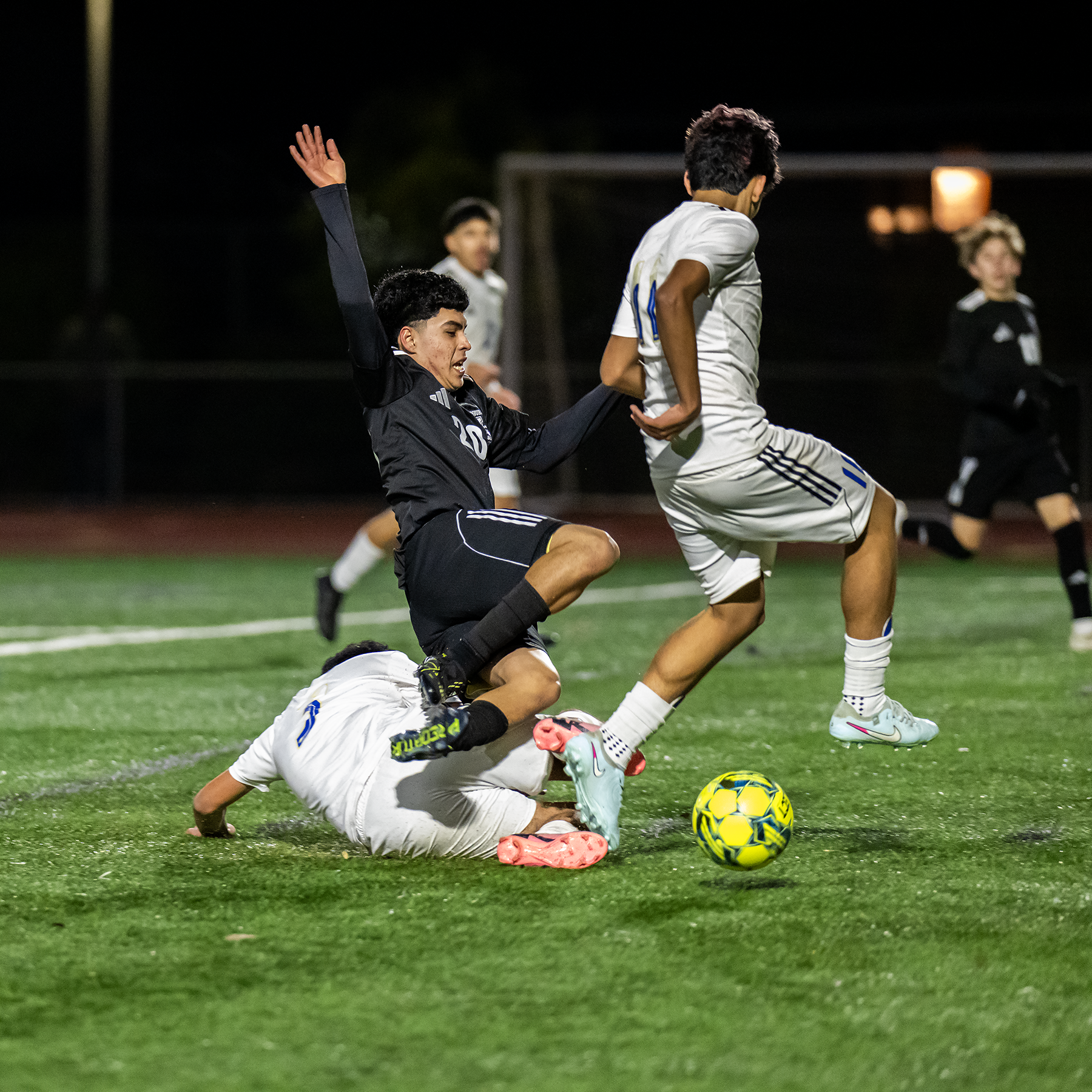 HHS v  C Dale Boys Soccer 00433 1 9 26.png