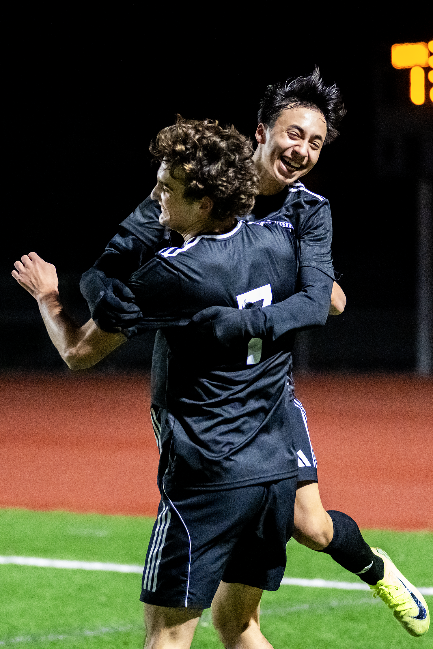 HHS v  Ukiah Boys Soccer 00643 1 6 26.png