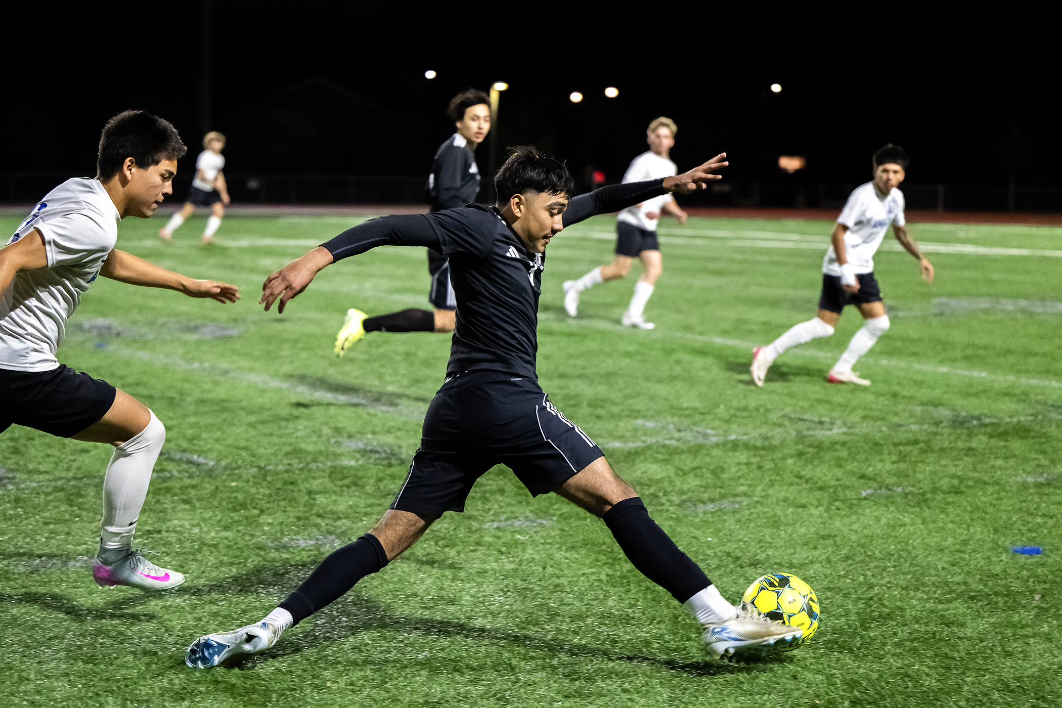HHS v Analy Boys Soccer 00153 2 11 26.png
