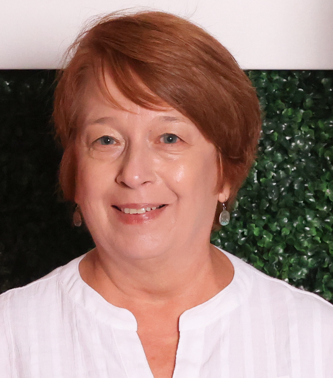 Tina Gregg