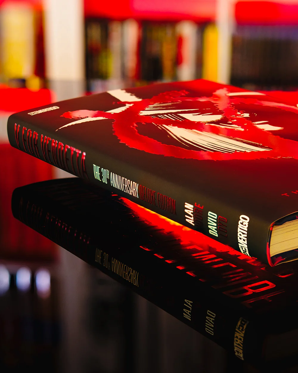 005_VForVendetta30th_SpineFront.jpg