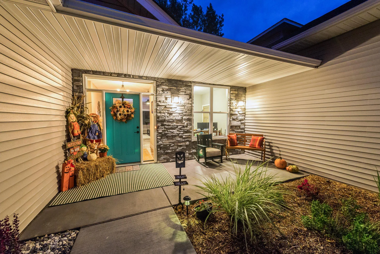 17981 Concord St NW Elk River-large-093-74-Exterior-1499x1000-72dpi.jpg