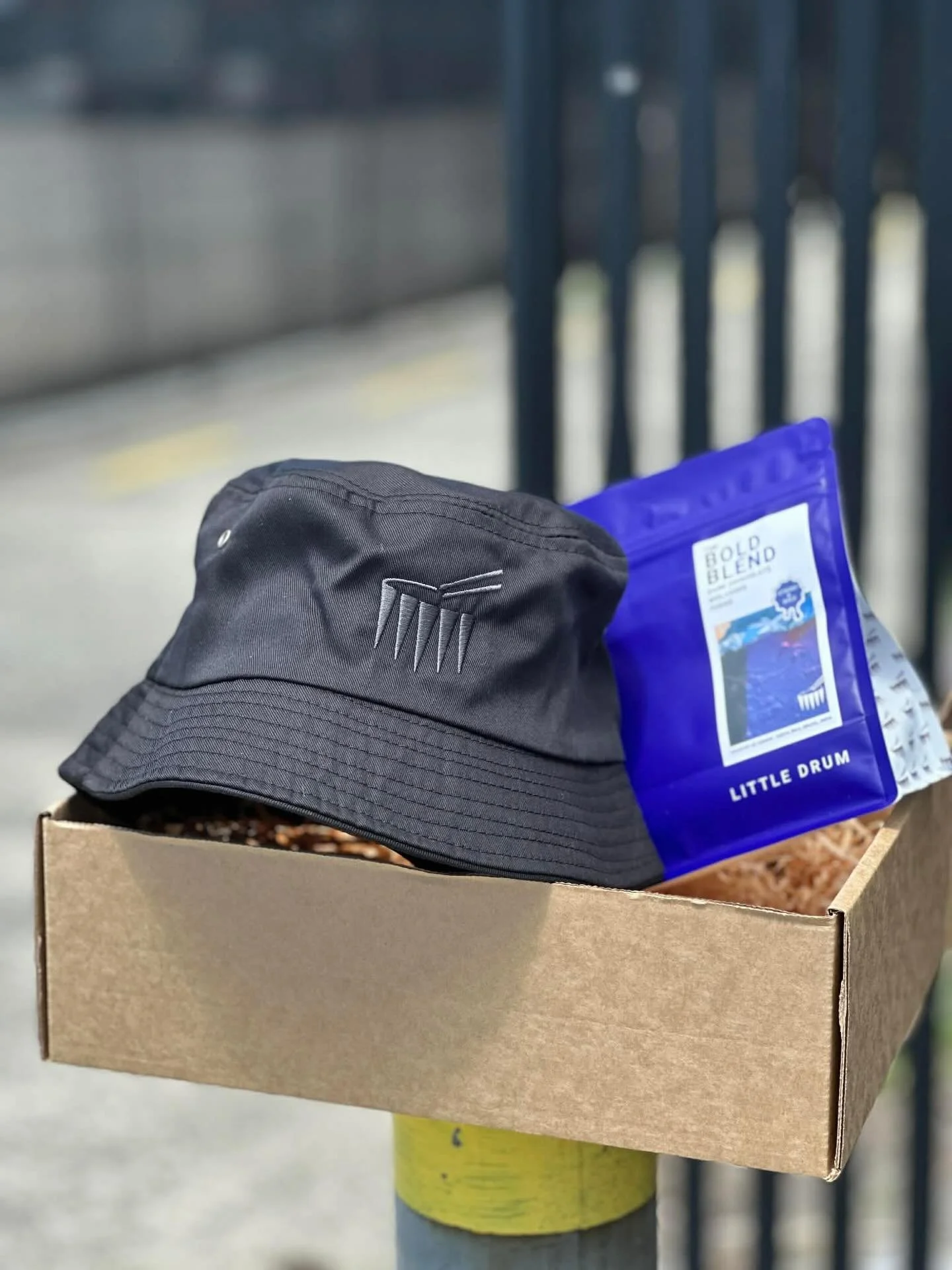 Who has time these days to sort out thoughtful Christmas presents? (even though we want to). Enter Little Drum Coffee Christmas gift boxes. If you have a coffee lover in your life, we have a box to suit, and it comes tied in a bow - minimal hassle fo