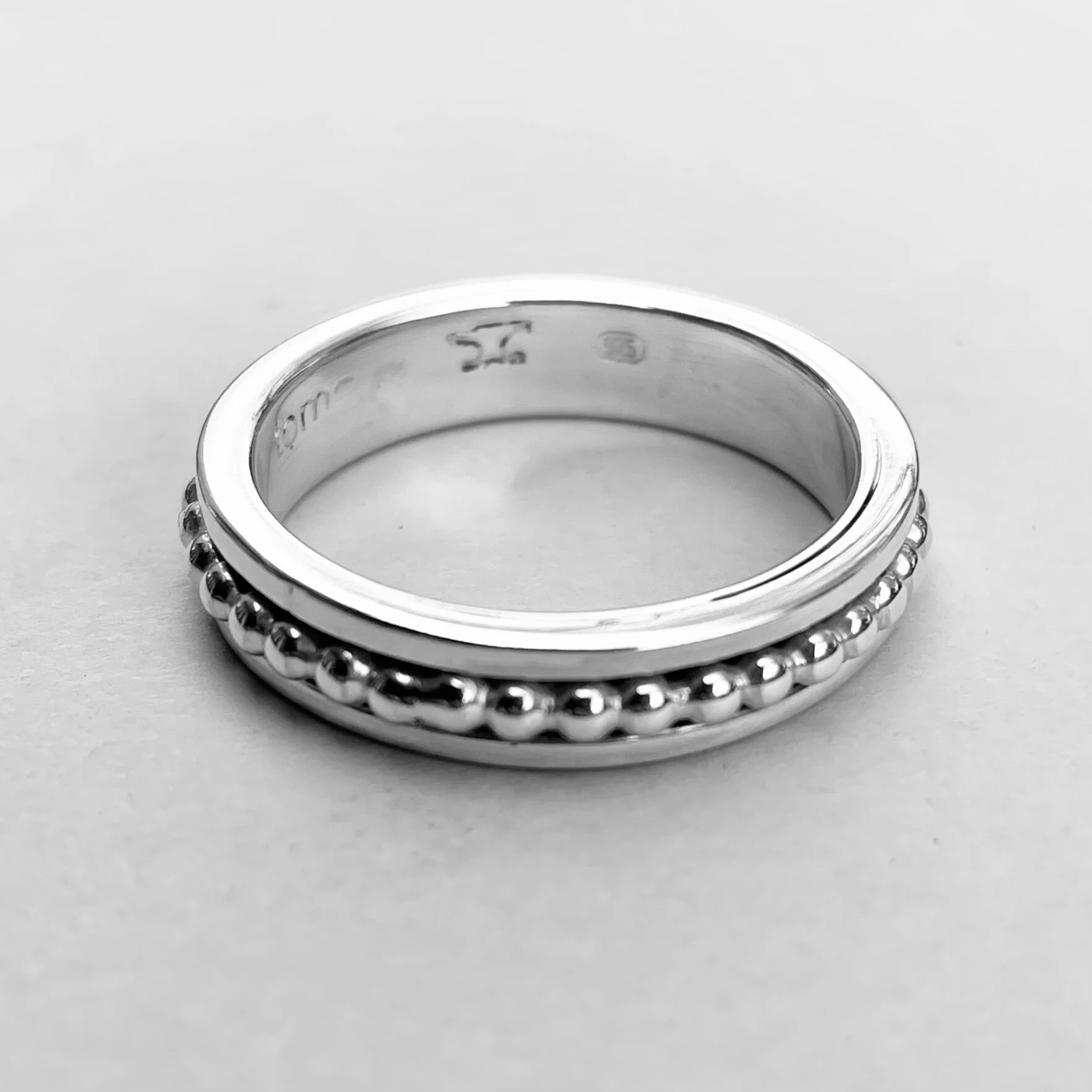 08050D6C-8199-4EFC-9D72-4F5B15EDB49D