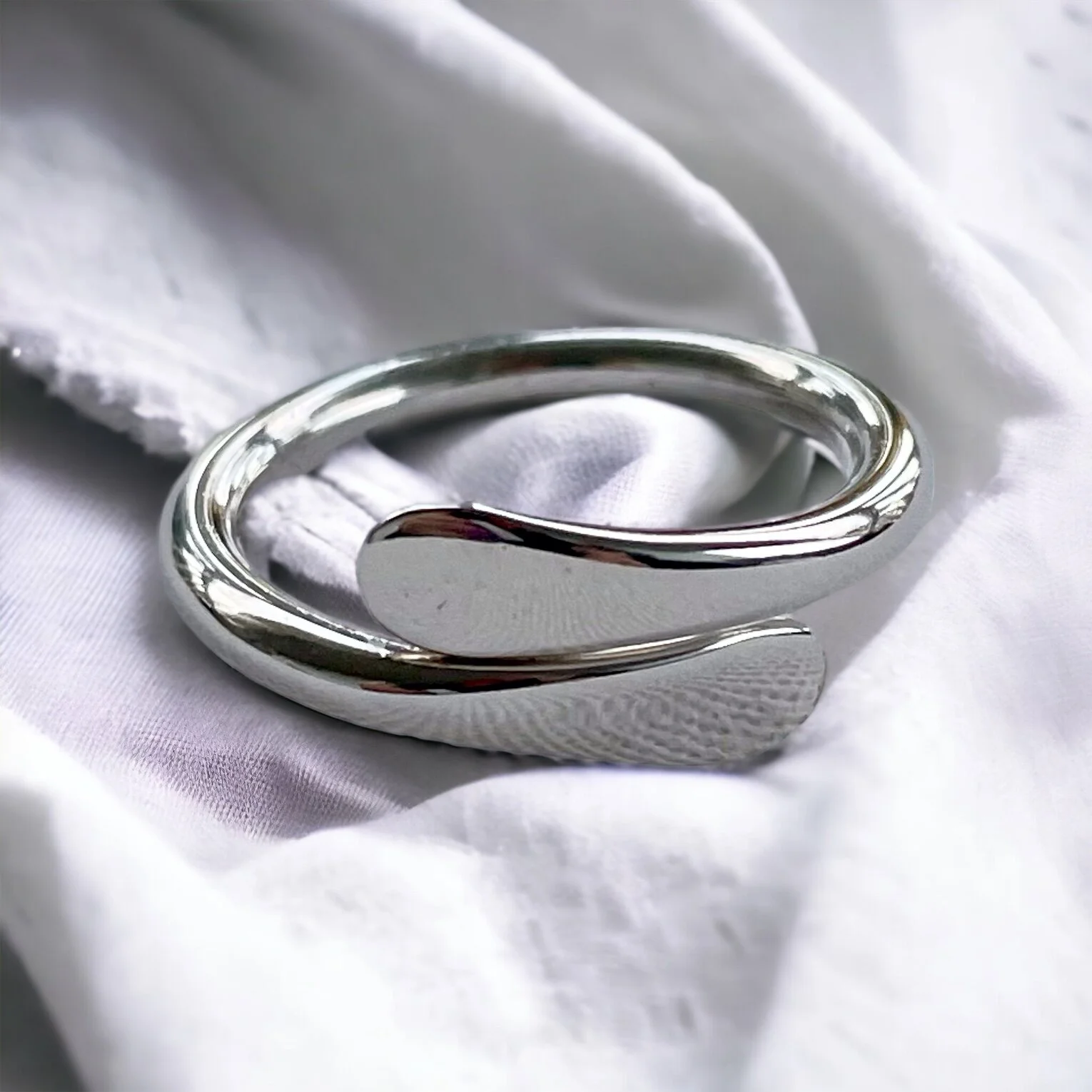 C960BA0F-6581-4559-BFA7-FE1DDDB20378