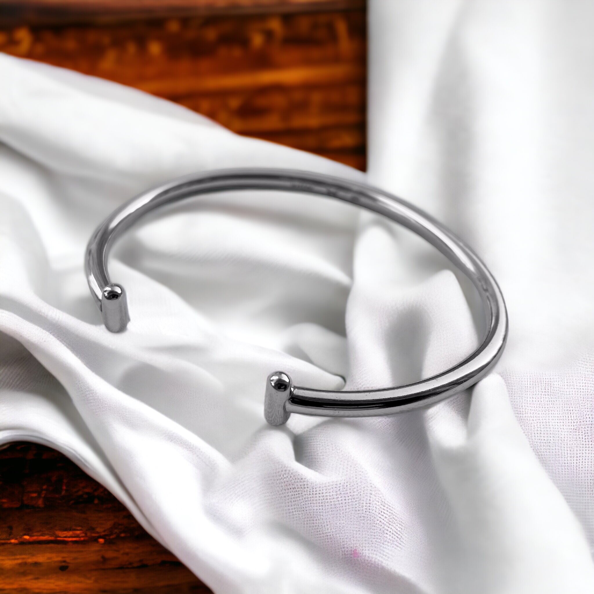 48C580B3-29AA-4B89-879A-B7A041BA2148