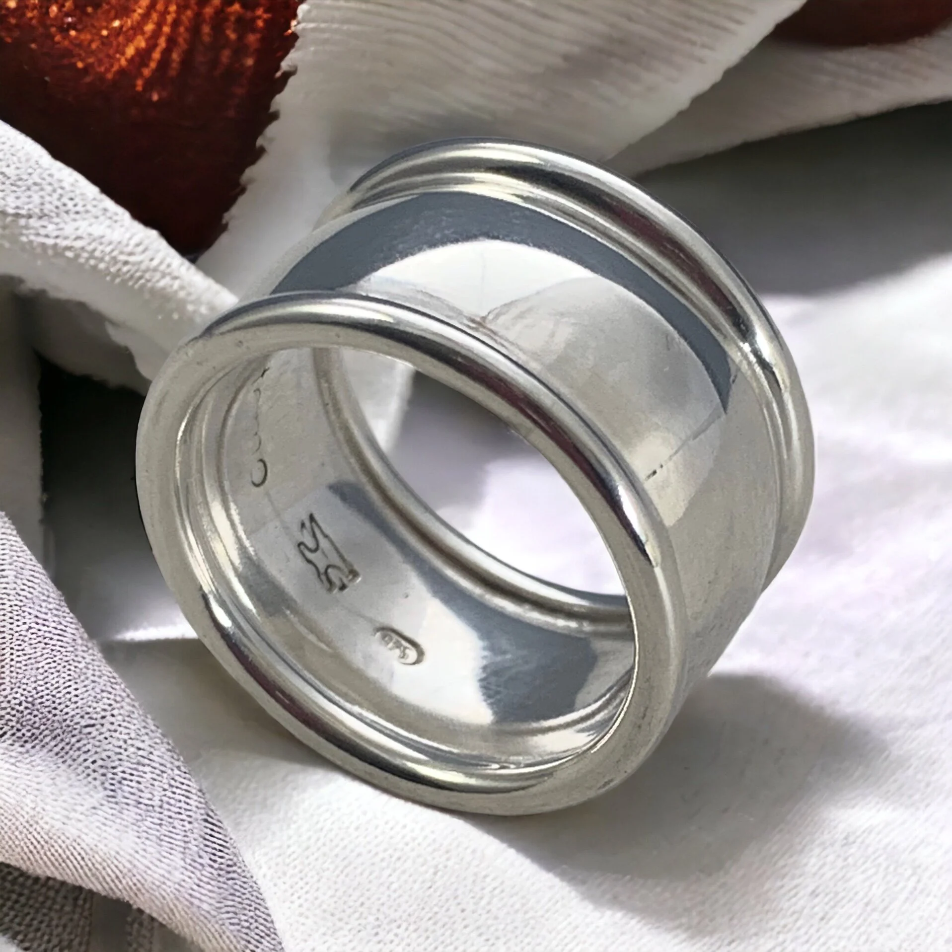 8AACEEBF-DE89-49A8-8892-9F34D8D4A032