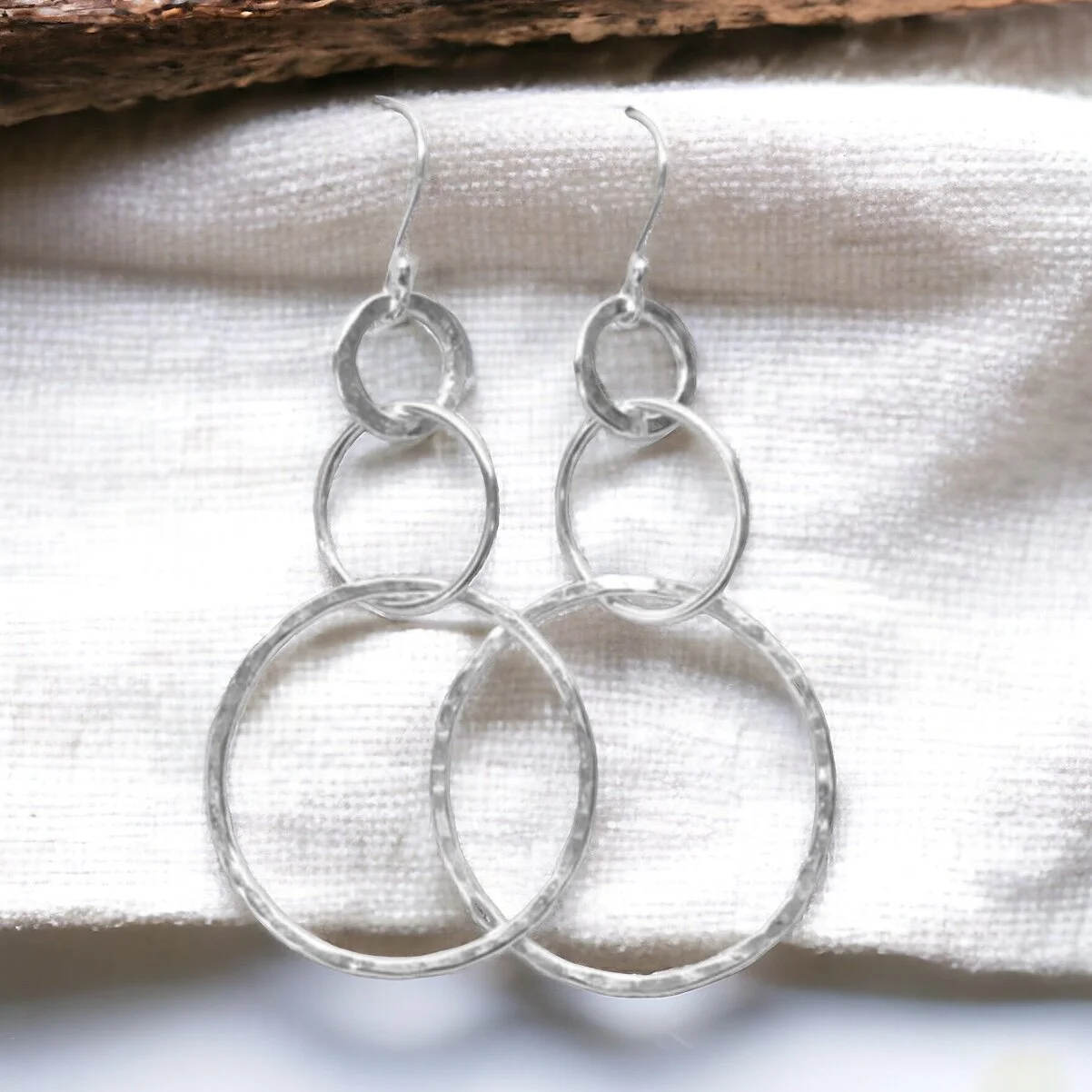 CDDE38CF-1640-48BA-AC1E-0E26FFD485E3