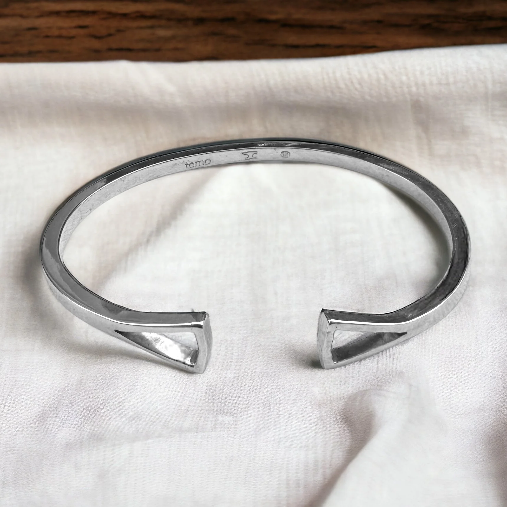 2EA8BE10-B769-4236-8682-49D8B64E98D4