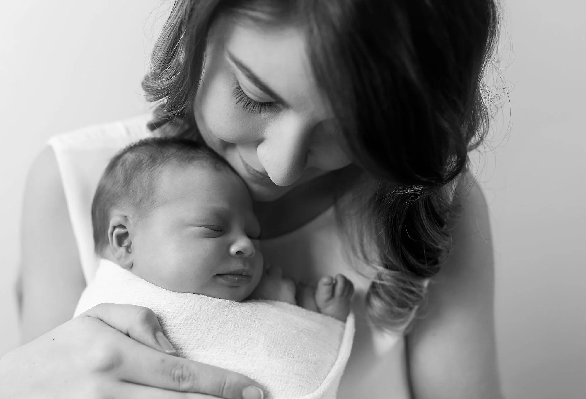 Chloe-Baker-Newborn-Images-023b&W-copy.jpg