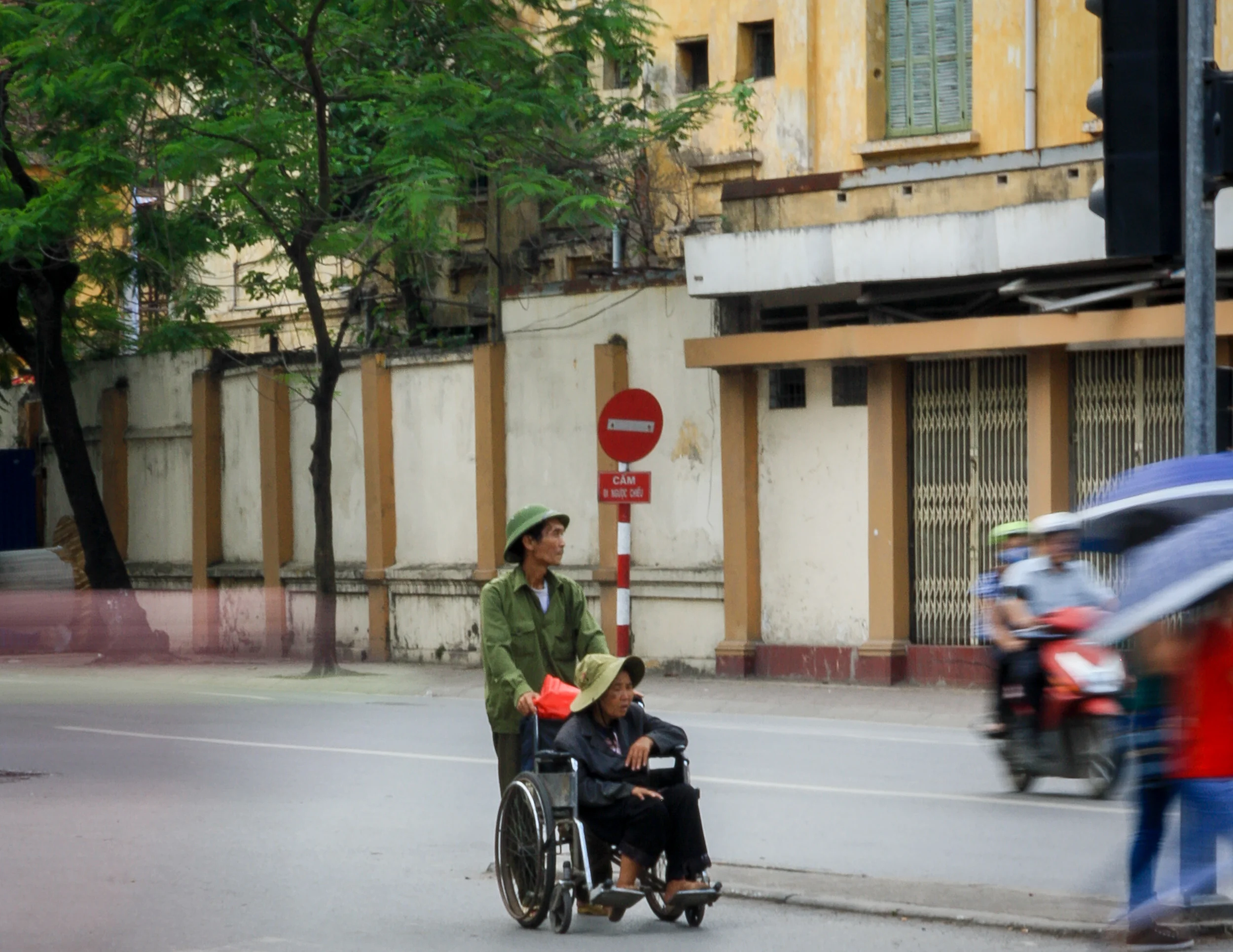 The only people we saw obeying the traffic lights in all Vietnam.