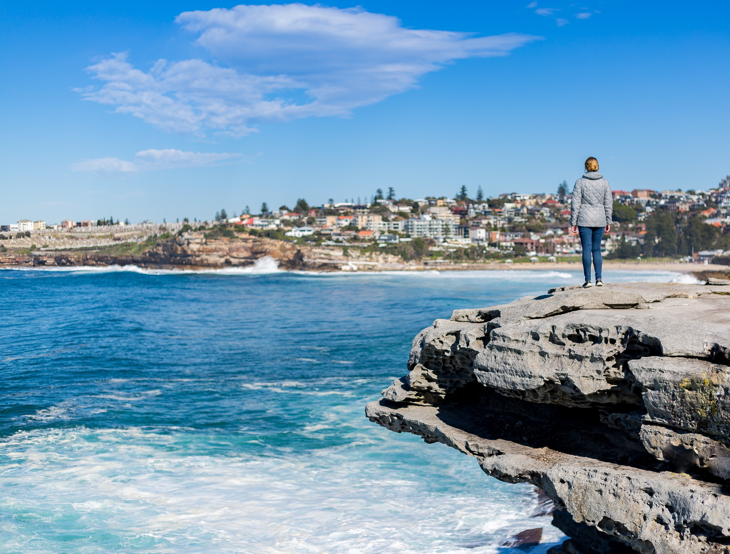 Cheap things to do in Sydney: Bondi to Coogee walk