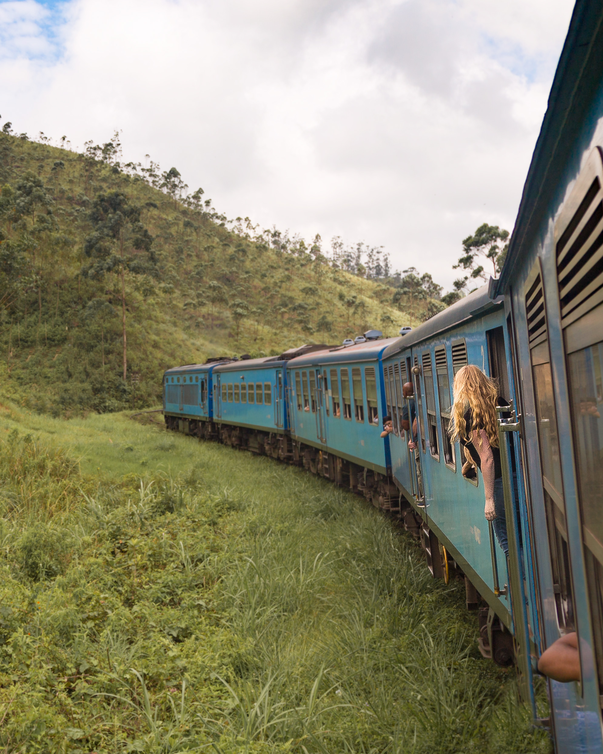 Sri Lanka Itinerary 2 weeks: Kandy to Ella Train