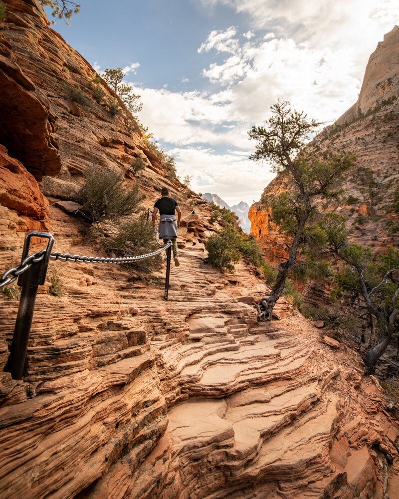 Tips to Beat the Crowds on Angels Landing