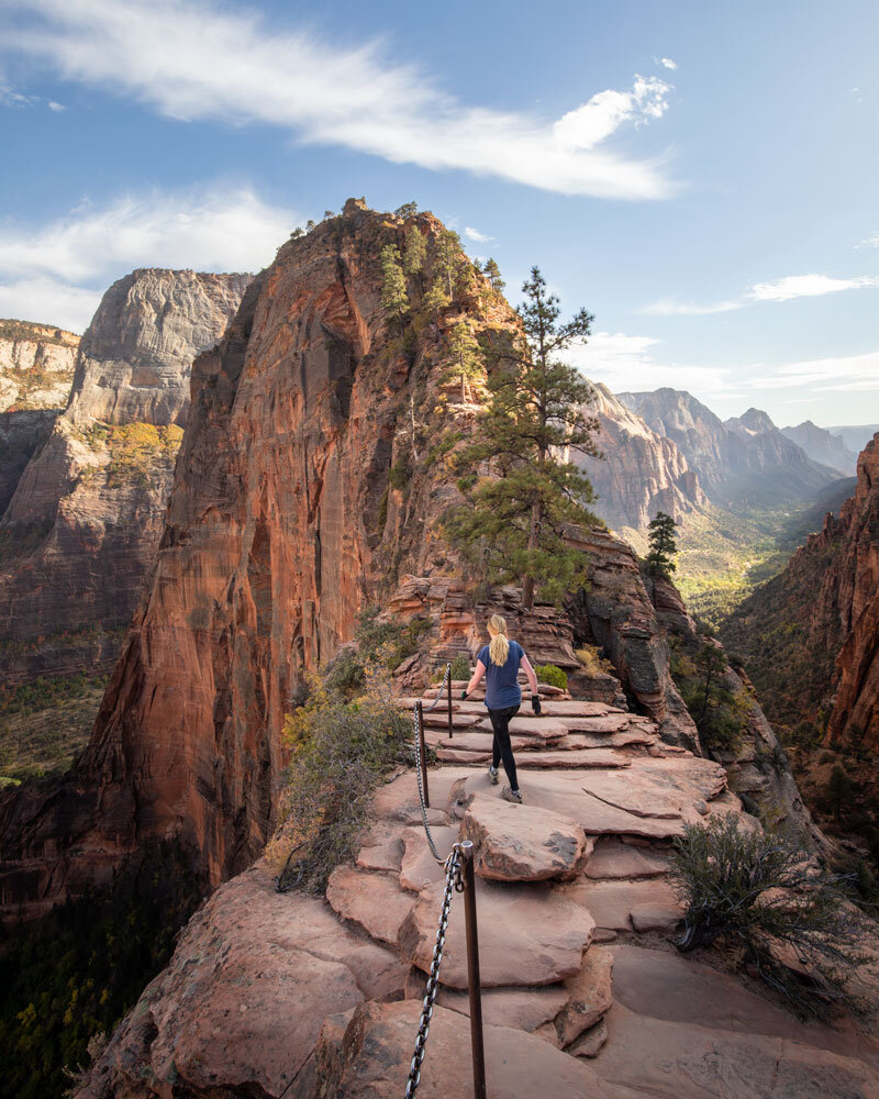 The Angels Landing hike: the one hack no one tells you to beat the crowds — Walk My World