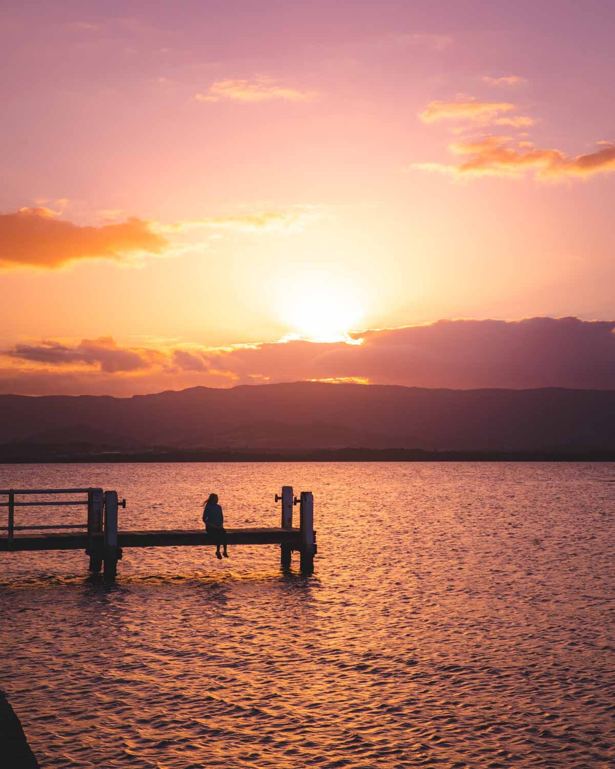 Sunset at Lake Illawarra - THings to do in Wollongong