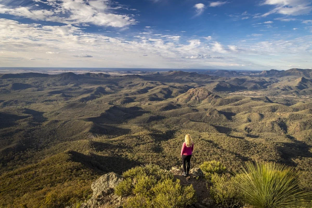 Mount Exmouth: an epic hike to the highest peak in the Warrumbungles 