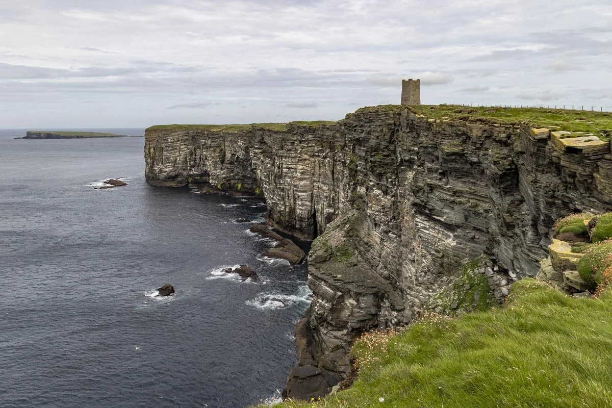 Marwick Head Circular Walk: seabirds, epic cliffs and historic fisherman's huts