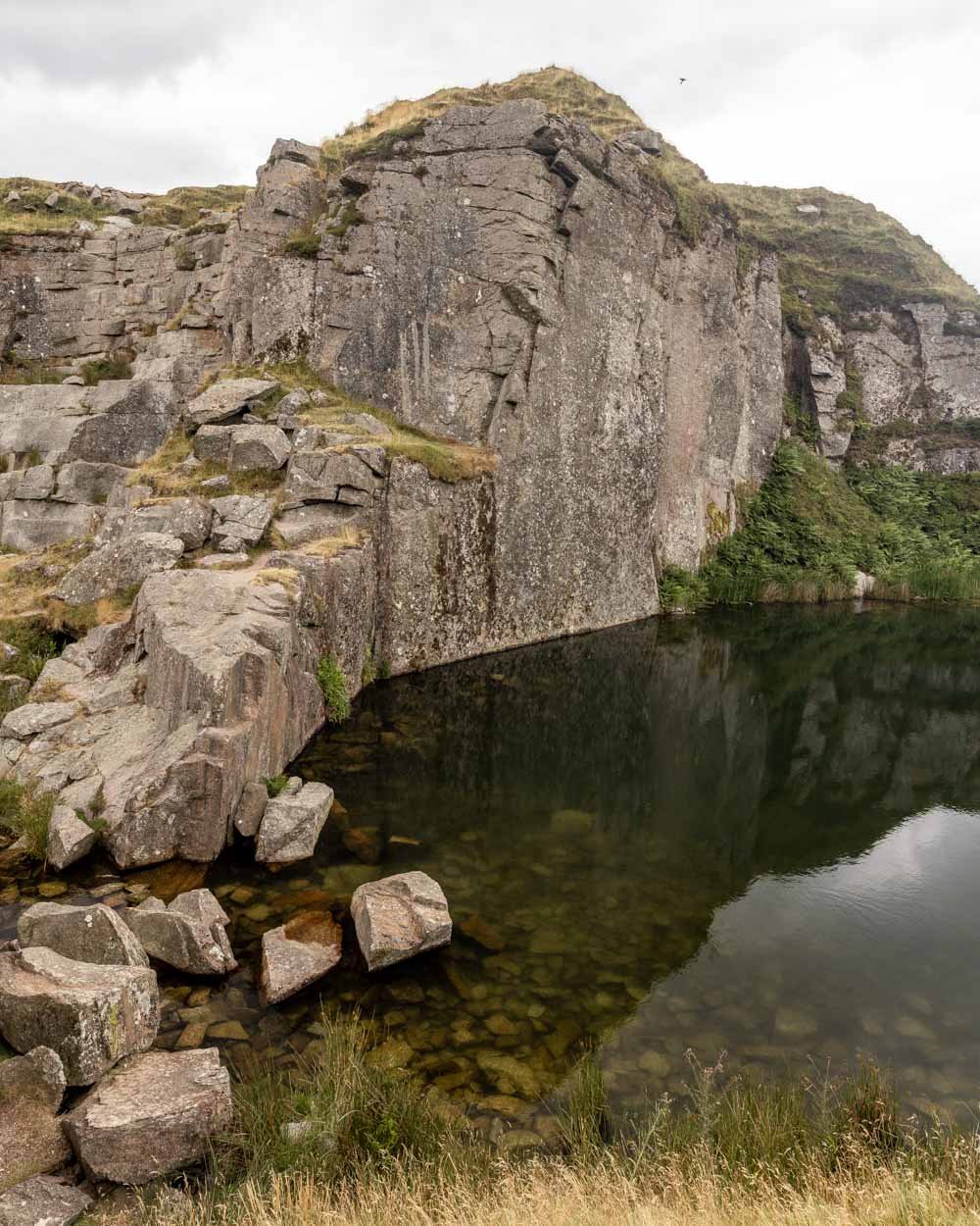 Foggintor Quarry: abandoned ruins and incredible wild swimming — Walk My  World