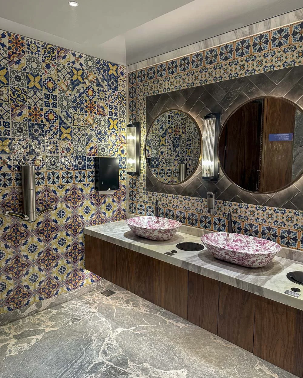 Bengaluru airport lounge