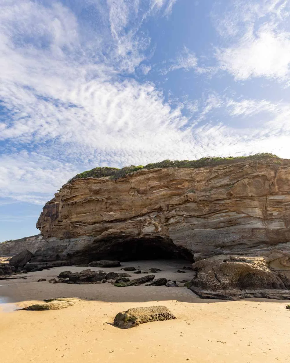 caves beach