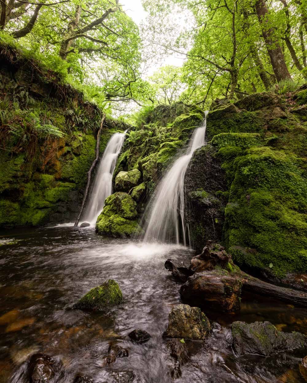 Foggintor Quarry: abandoned ruins and incredible wild swimming — Walk My  World