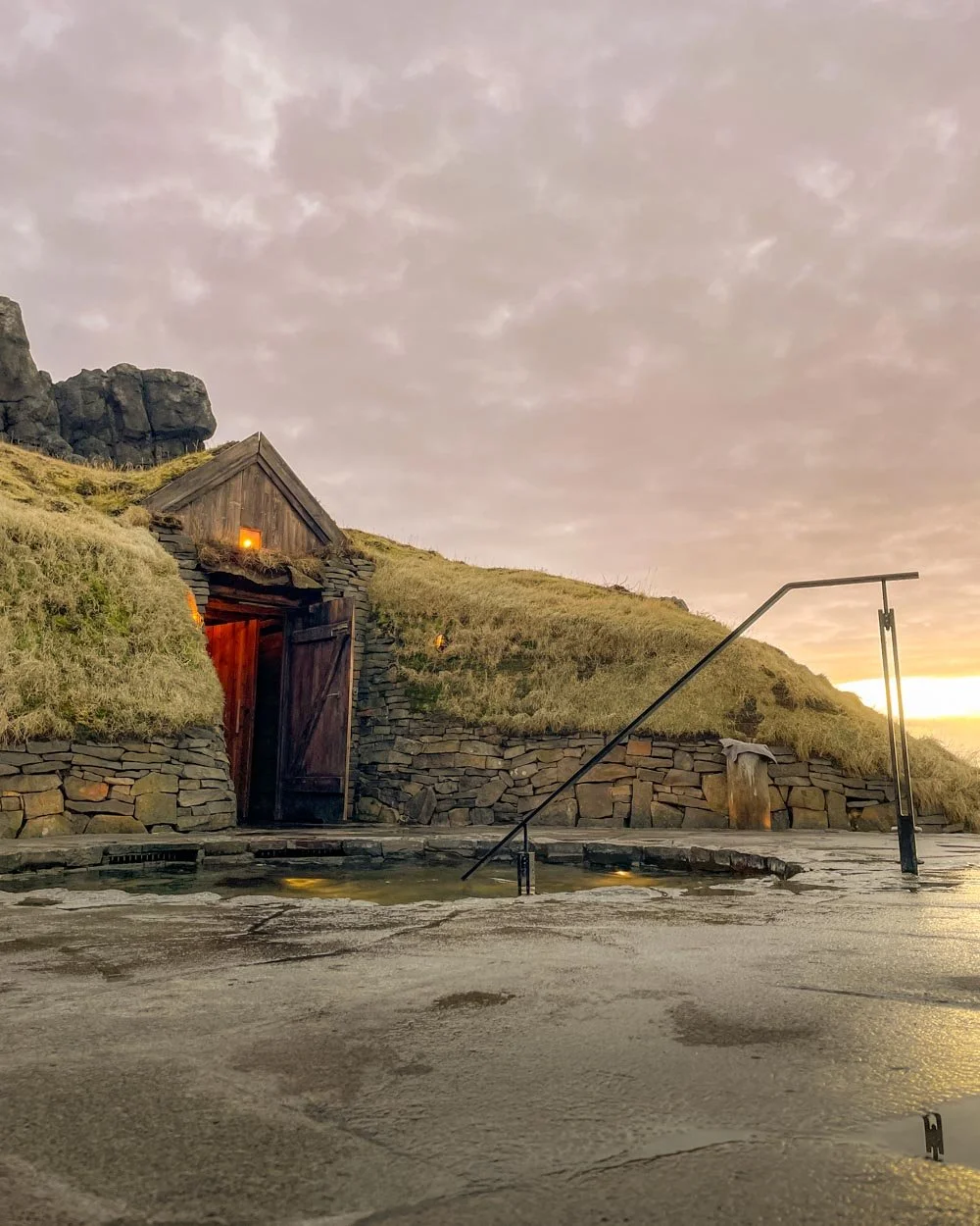 Sky Lagoon vs Blue Lagoon: and we're not sitting on the fence — Walk My ...