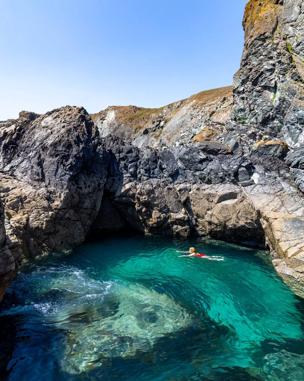 Kynance mermaid pool