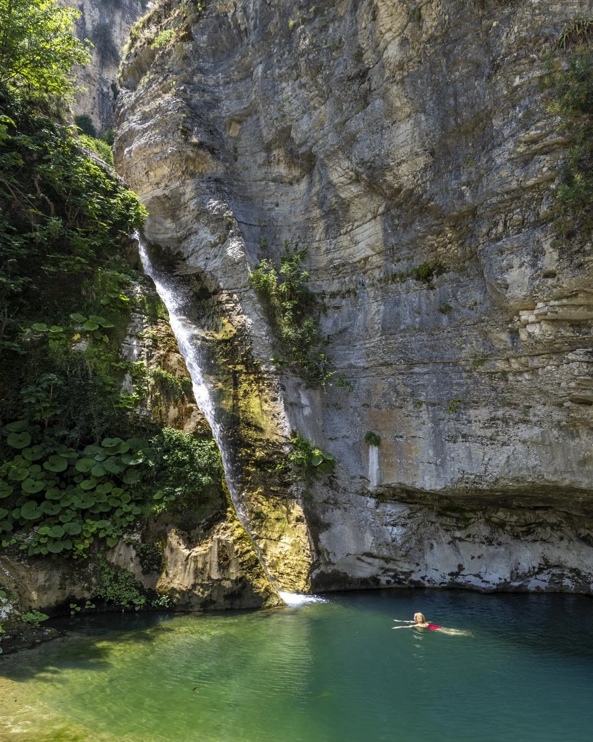 Nivicë Canyon
