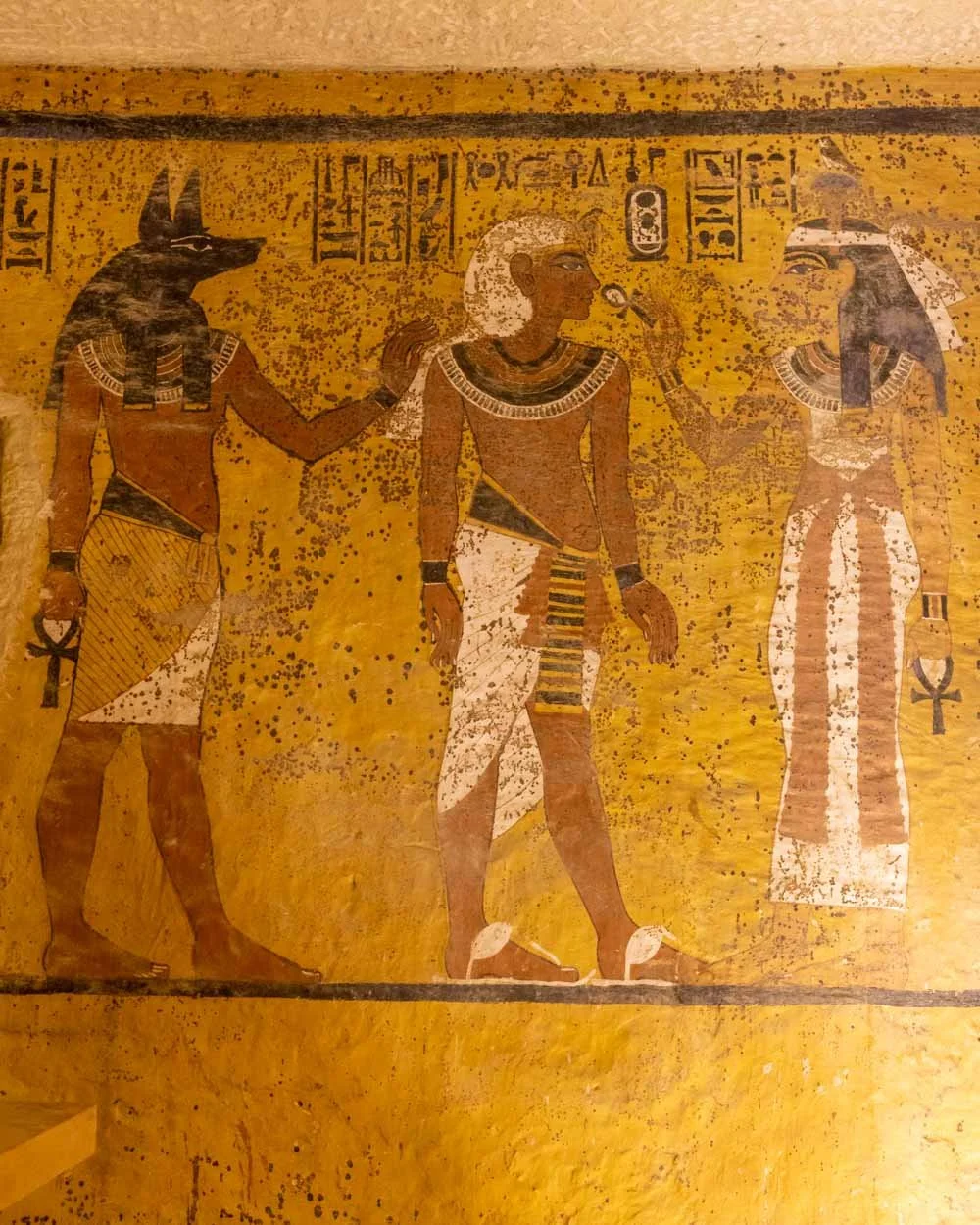 Tutankhamun's Tomb: the real tomb, the replica and the secret ...