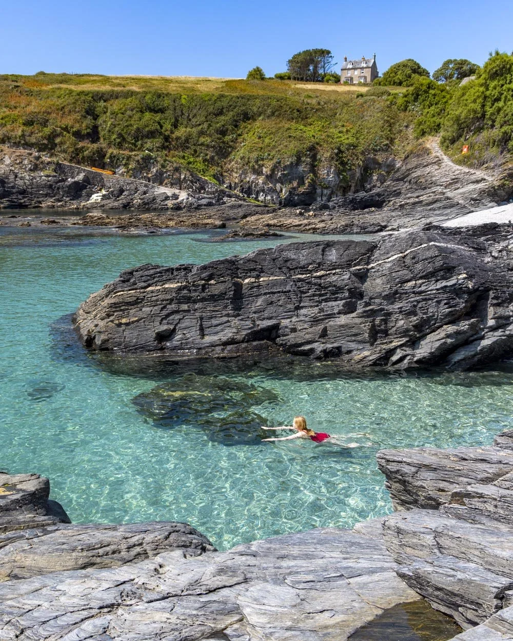 Bessy's cove
