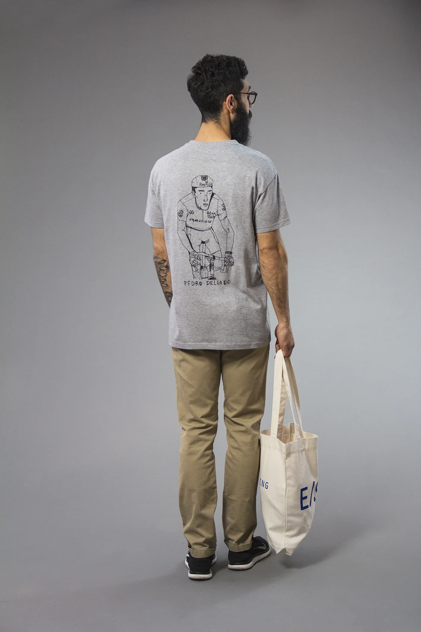 Tshirt_P.delgado_04_g.jpg