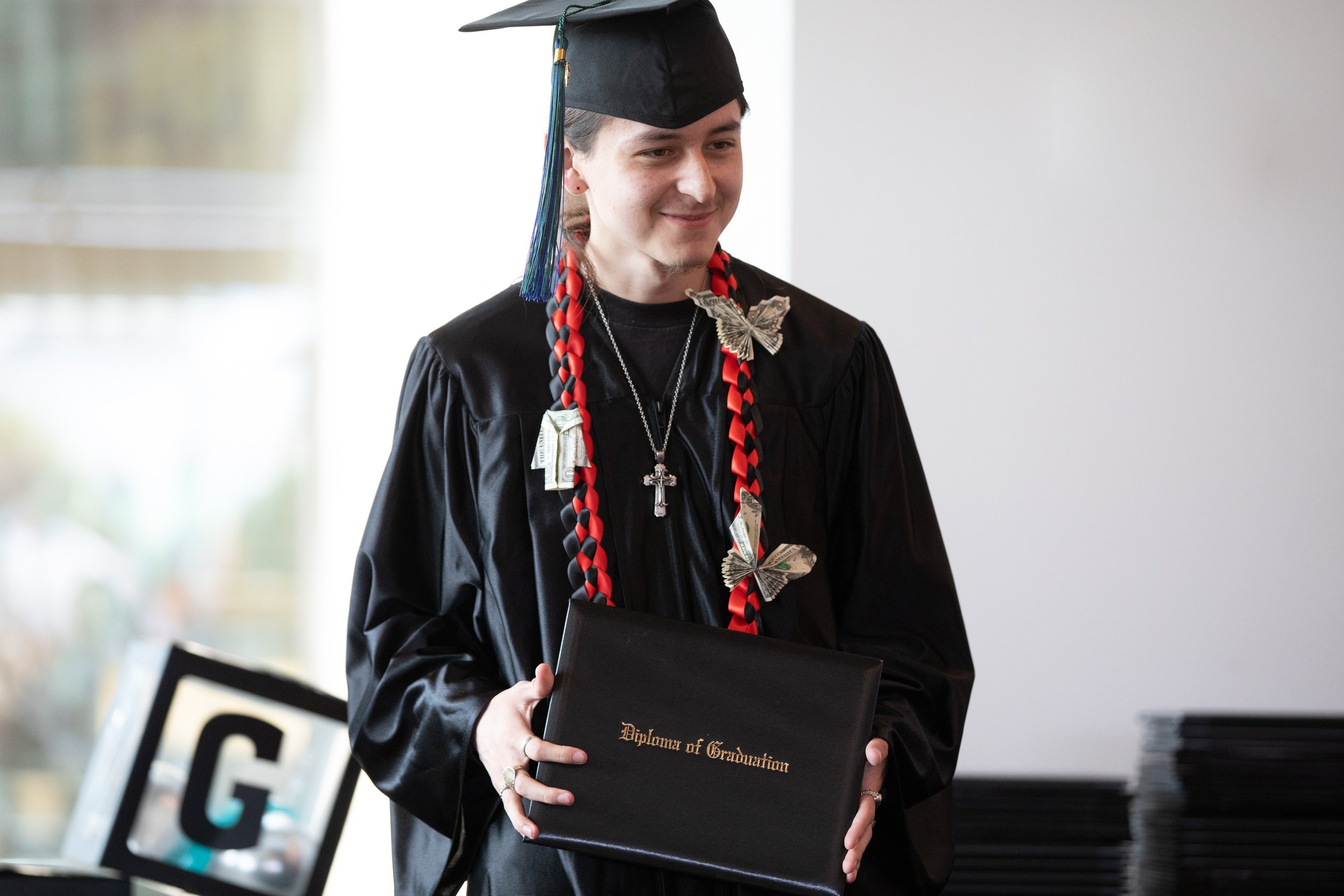 FIVEKEYSGRAD2025-3248.JPG