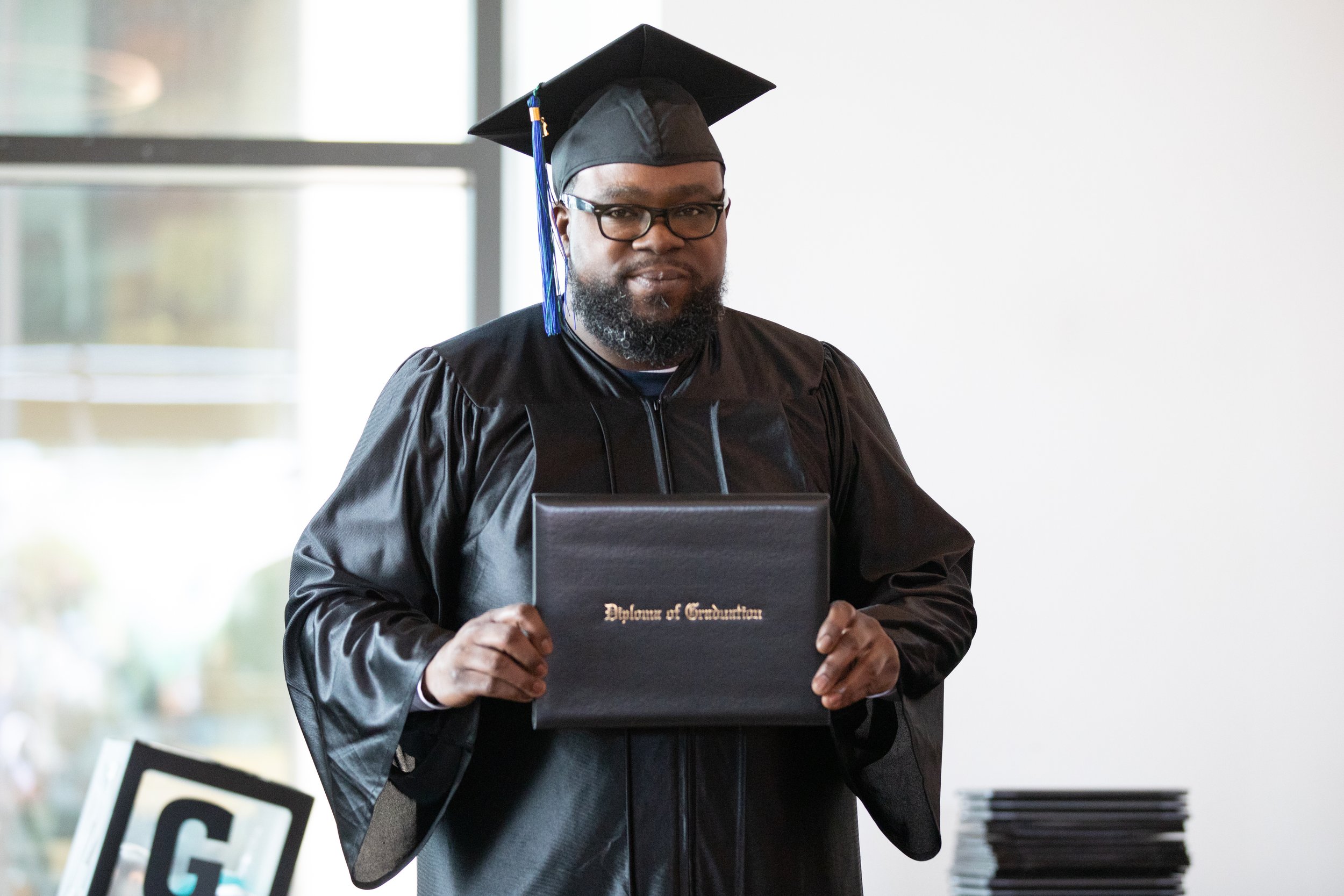 FIVEKEYSGRAD2025-3359.JPG