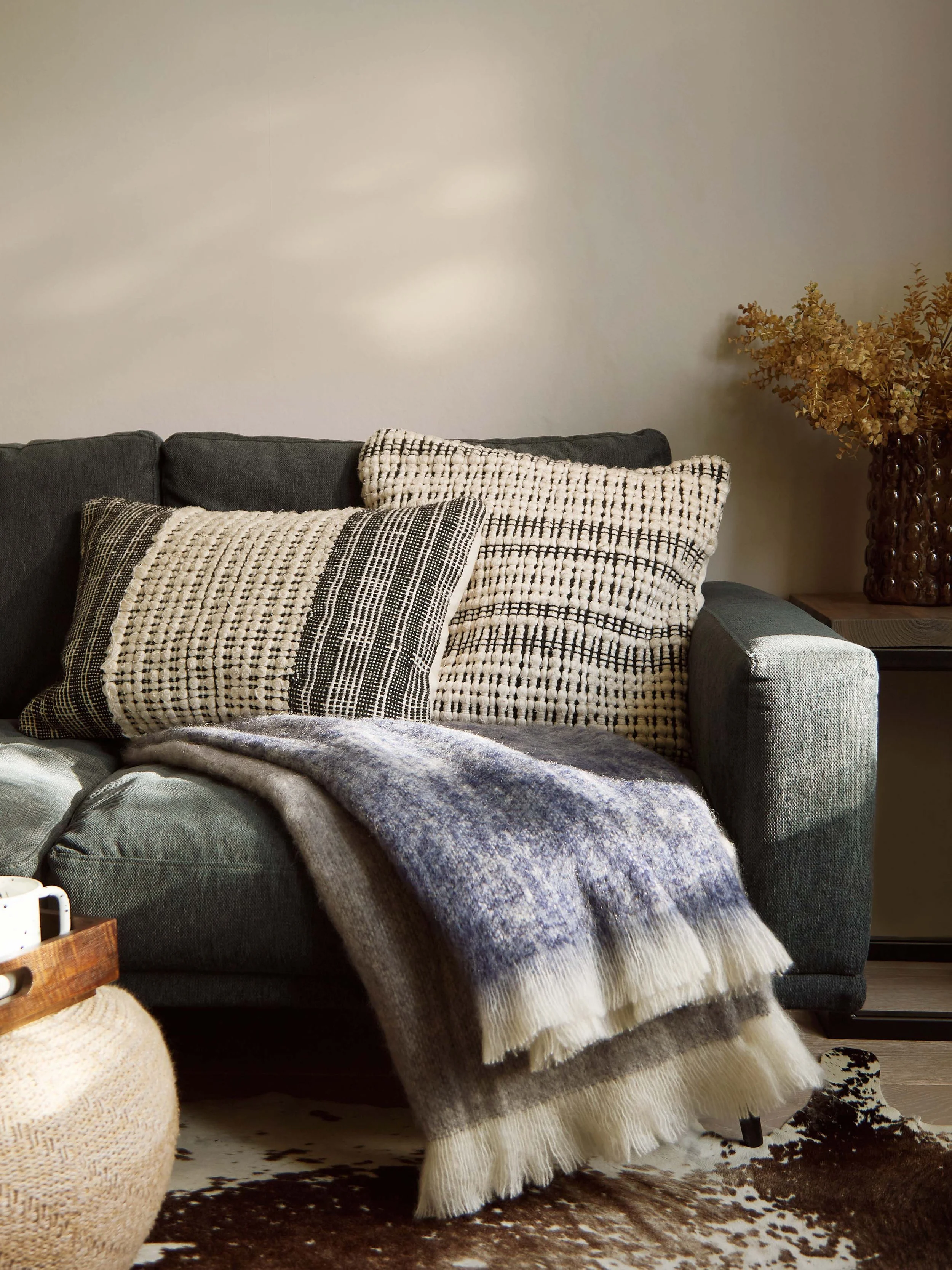 Living Room 1.jpg