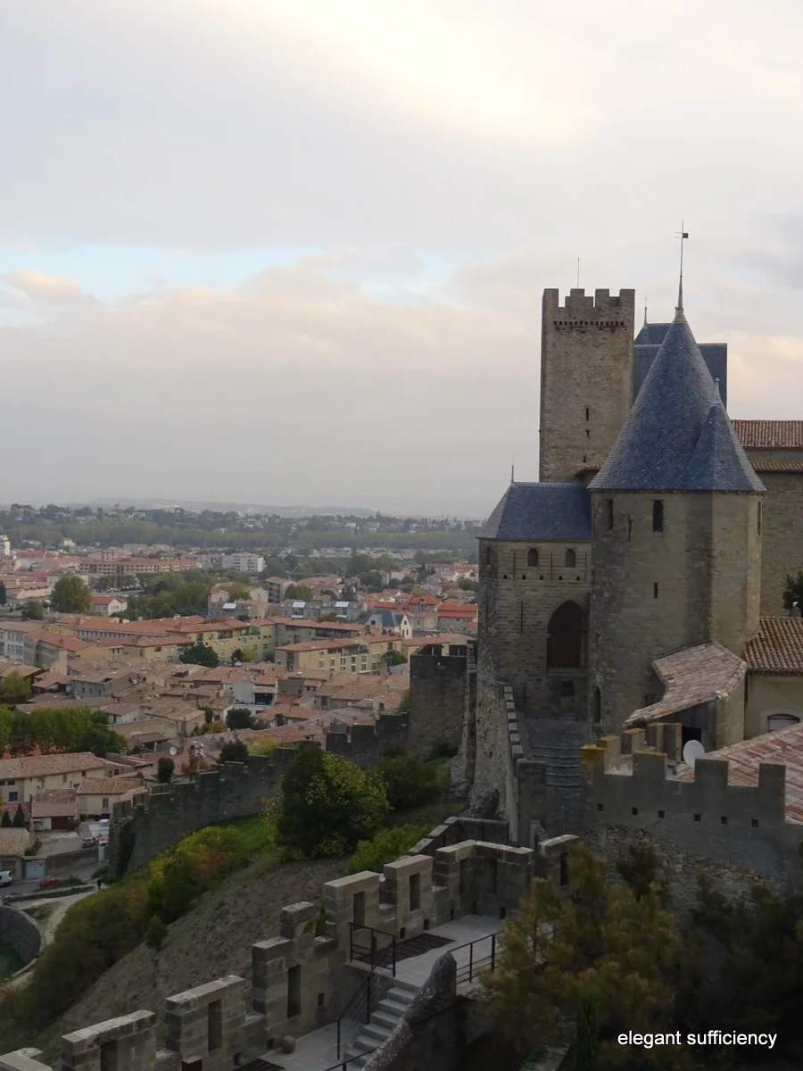 Exploring the Cité