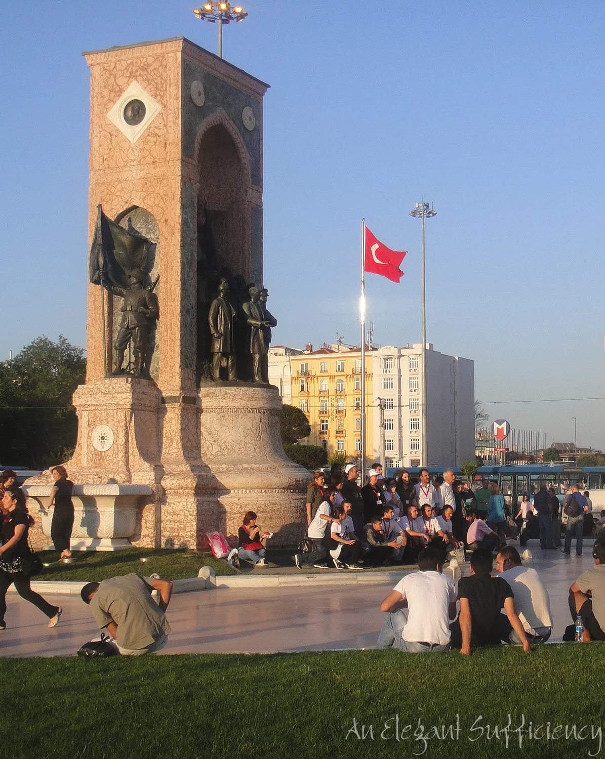 Con-stan-tin-ople