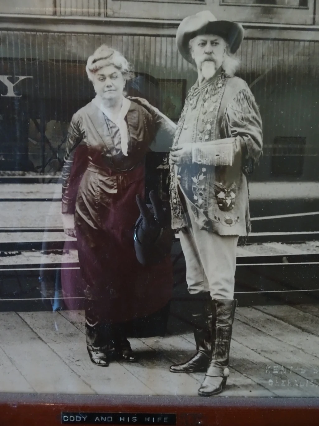 Quilts, trains, Buffalo Bill and a bend in the road