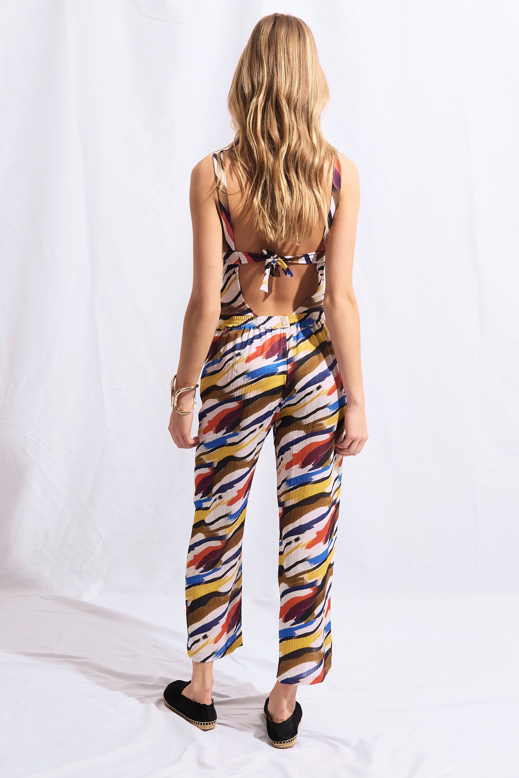 CORTINA pants creponne + CROSSY onepiece octiluca print back.jpg