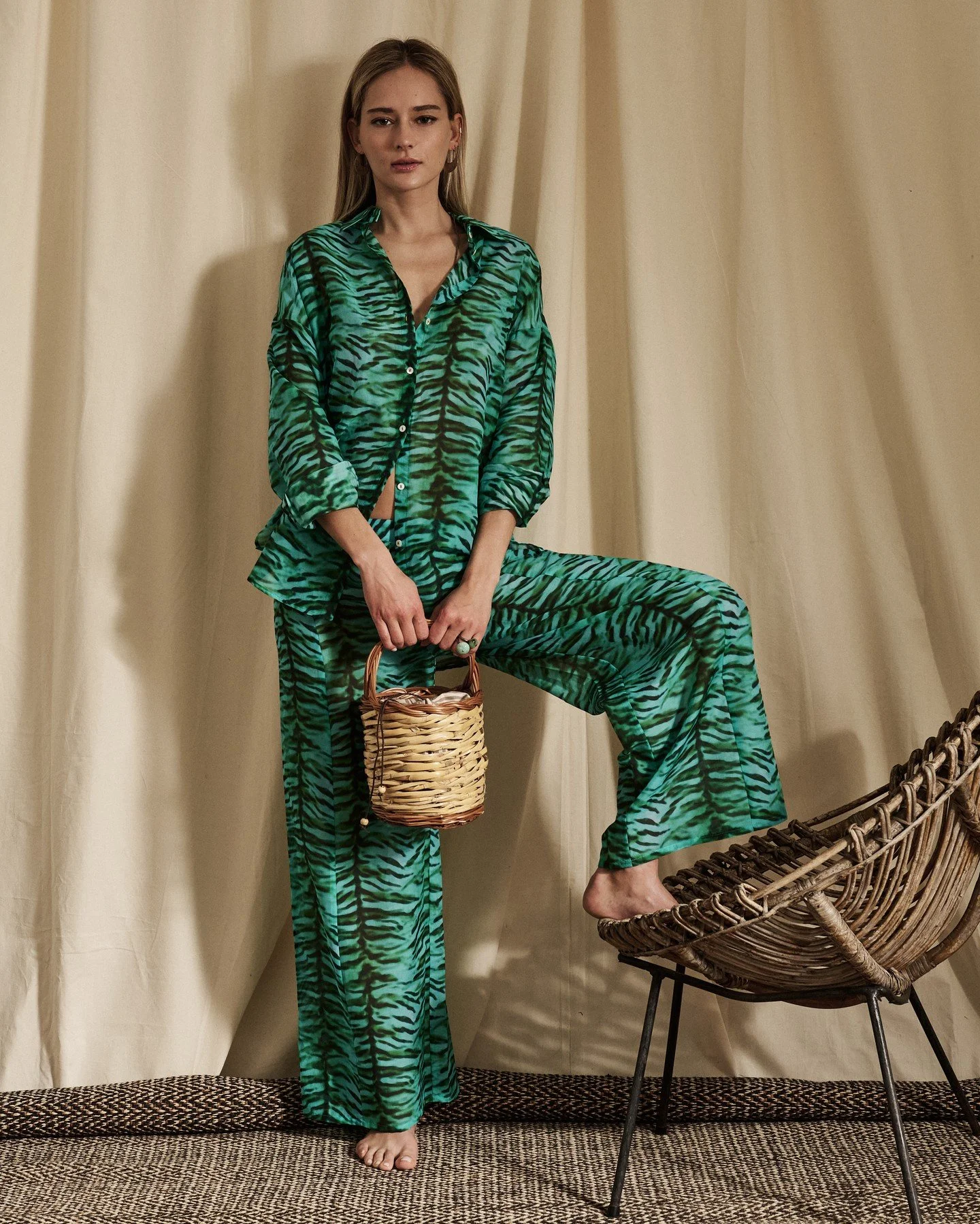 Pantelleria Shirt &amp; Tartana Pants: a coordinated set designed for effortless, elevated dressing.

Crafted in the same luxurious cotton and silk voile with the vibrant Sapphire Hawa print, the two pieces work in perfect harmony to create a fluid, 