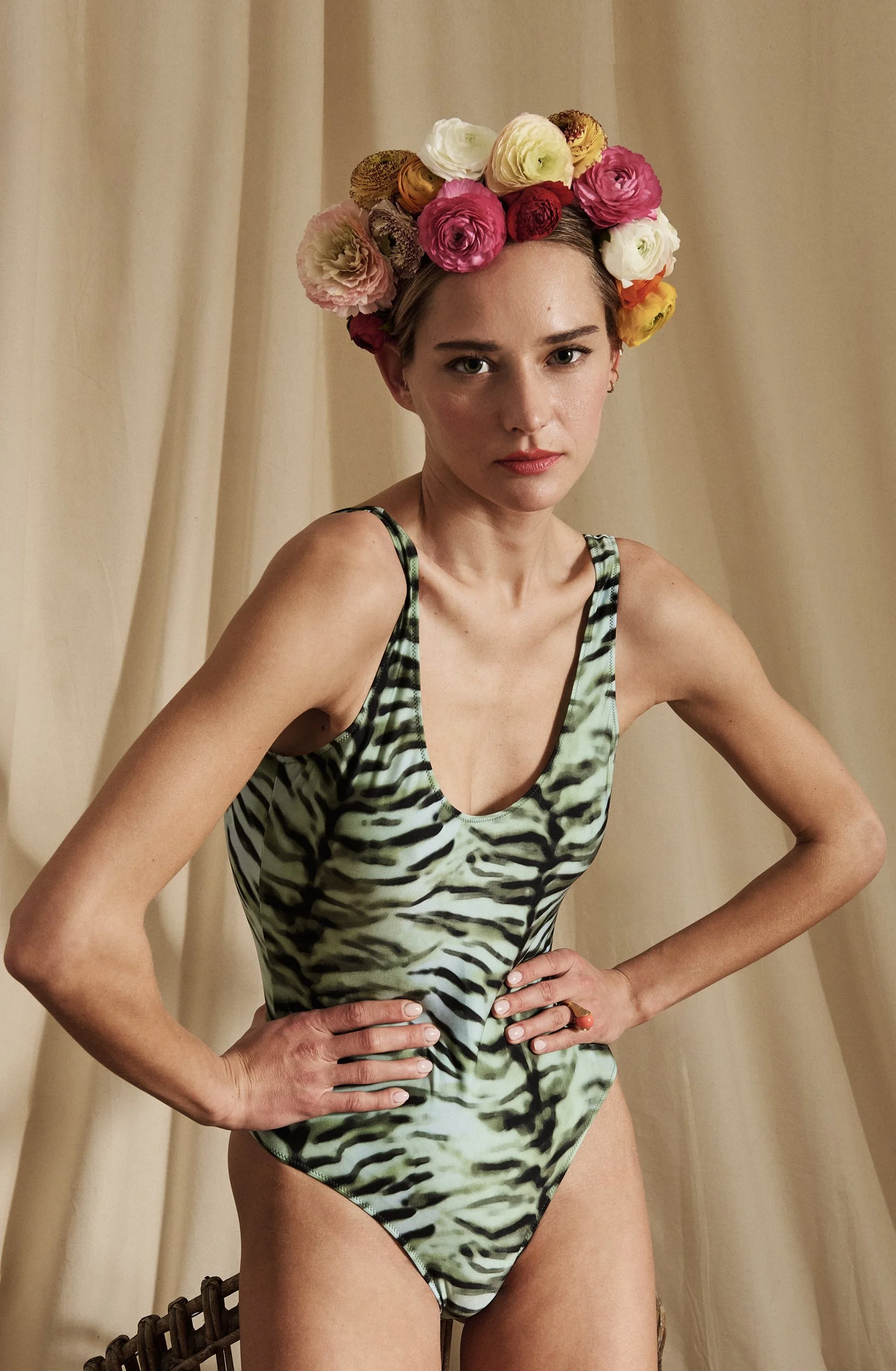 GANGE ONEPIECE IN SAPPHIRE HAWA PRINT