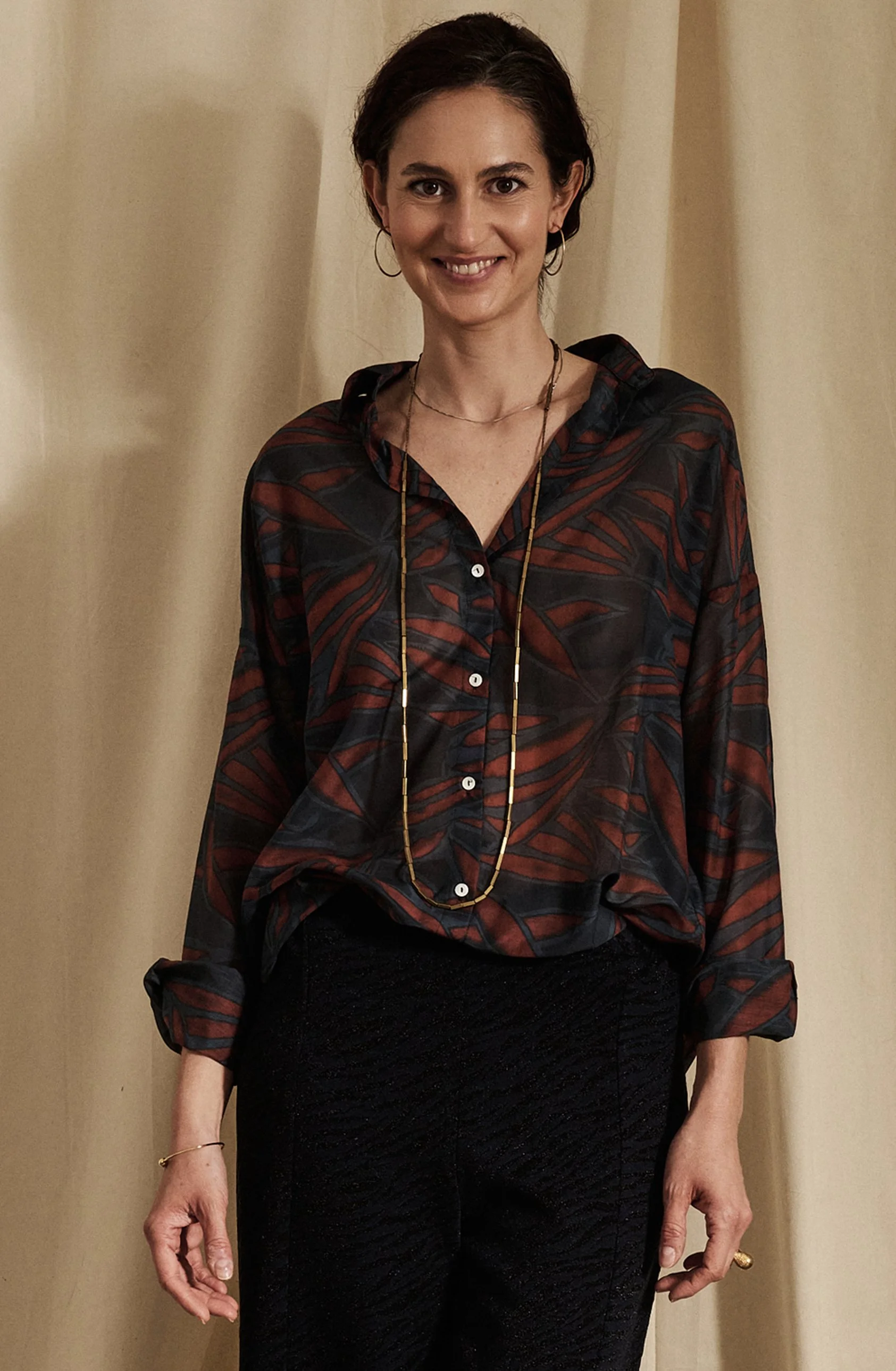 PANTELLERIA shirt cotton&silk voile in kamala print + TARTANA pants zenda jacq lux front.jpg