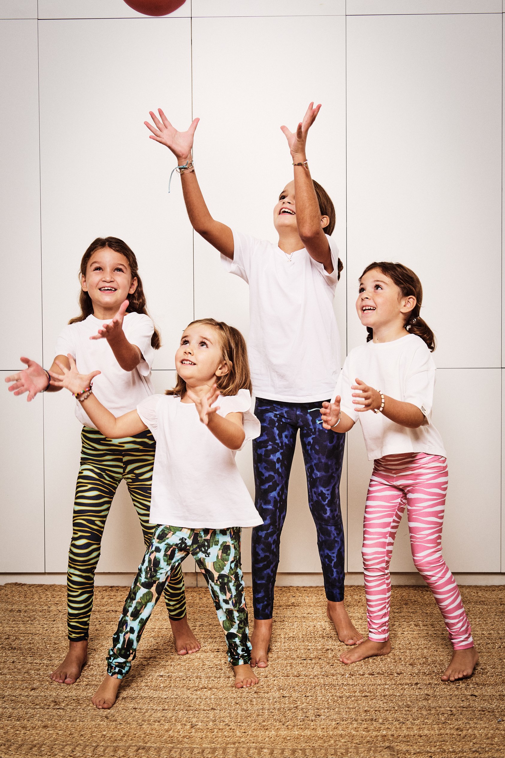 BIBI kid leggins in all print front - STUDIO.jpg
