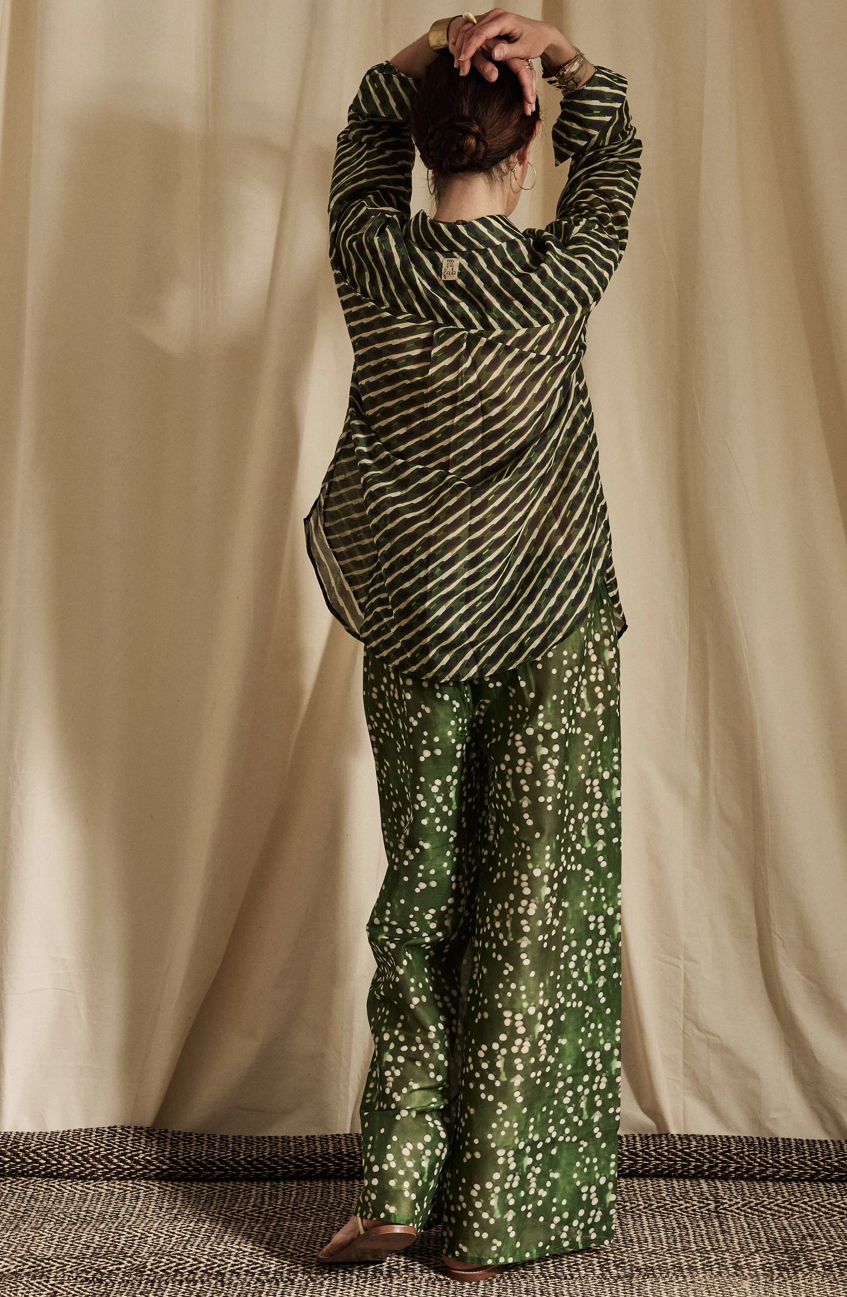 TARTANA pants cotton&silk voile in dilawi print + PANTELLLERIA shirt cotton&silk voile in saree print back.jpg