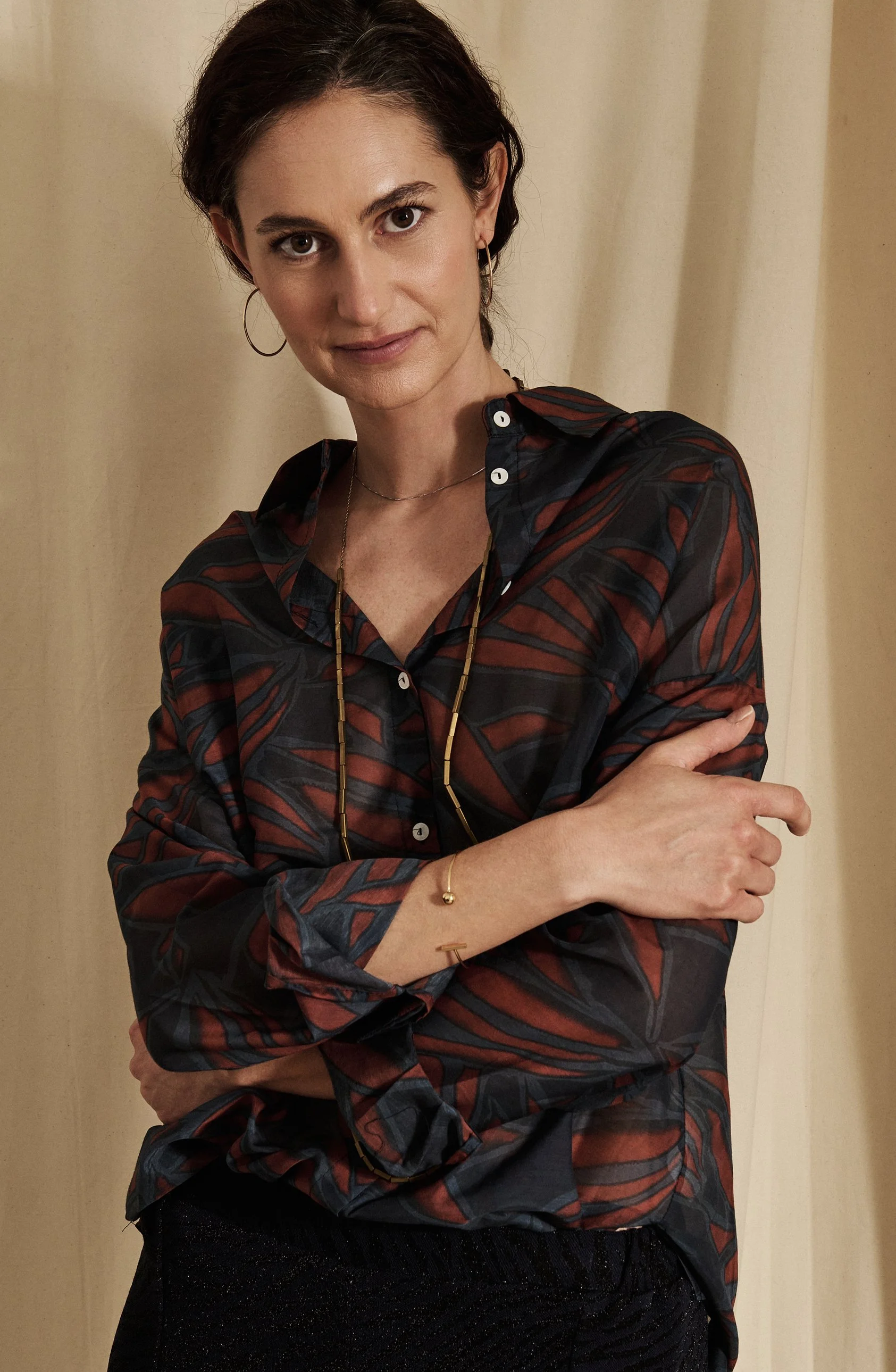 PANTELLERIA shirt cotton&silk voile in kamala print + TARTANA pants zenda jacq lux front1.jpg