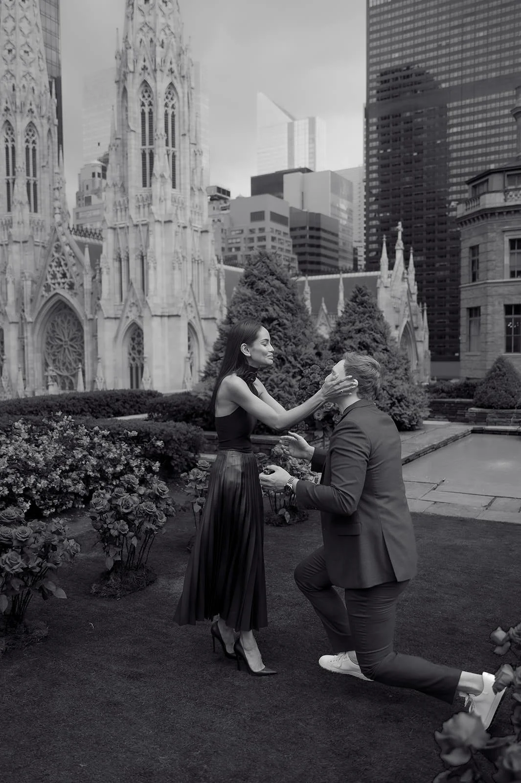 620_loft_garden_engagement_21.jpg