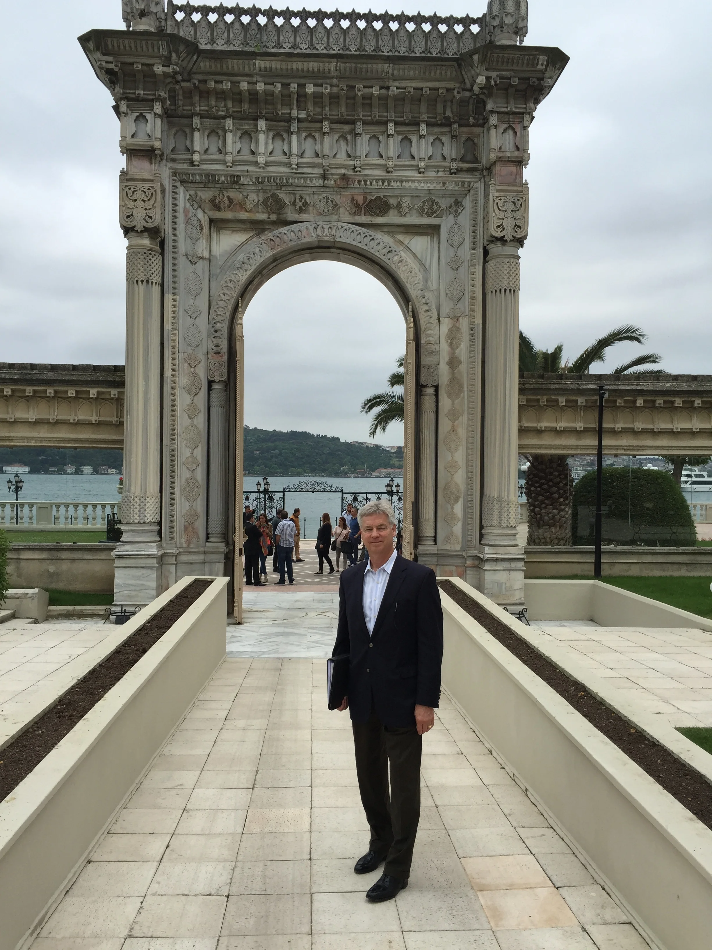 <span style="color:white">Mr. Lowery in Istanbul</span>
