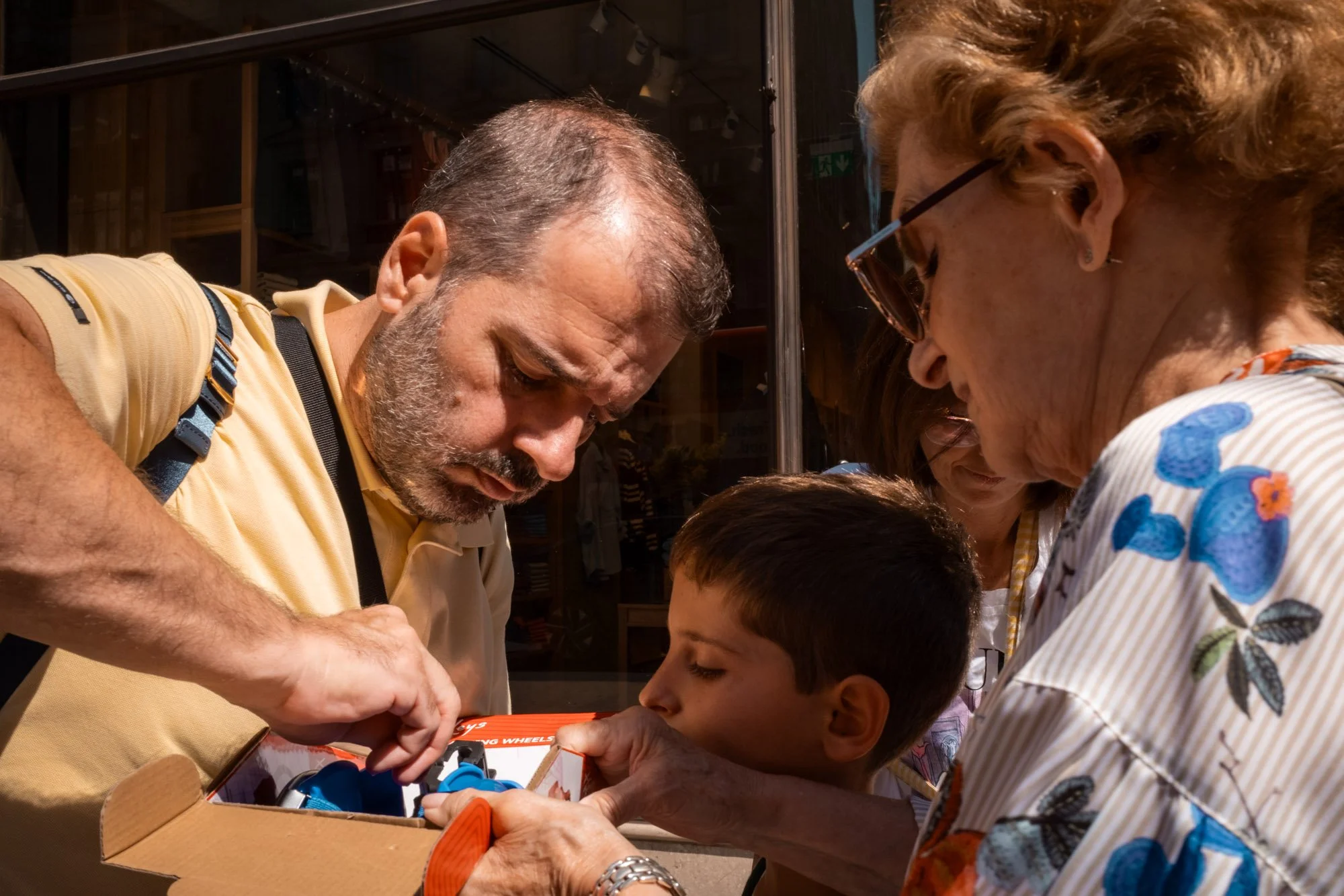 Get in the zone: A guide to zone focusing in street photography