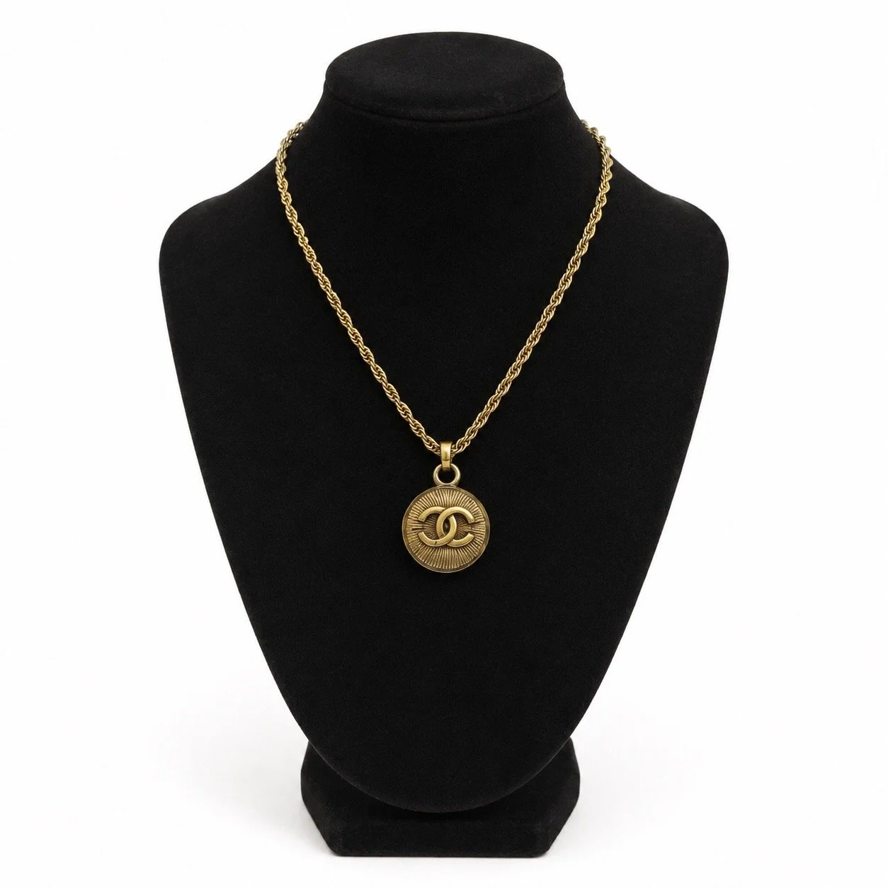 Vintage CC Chanel Pendant Necklace