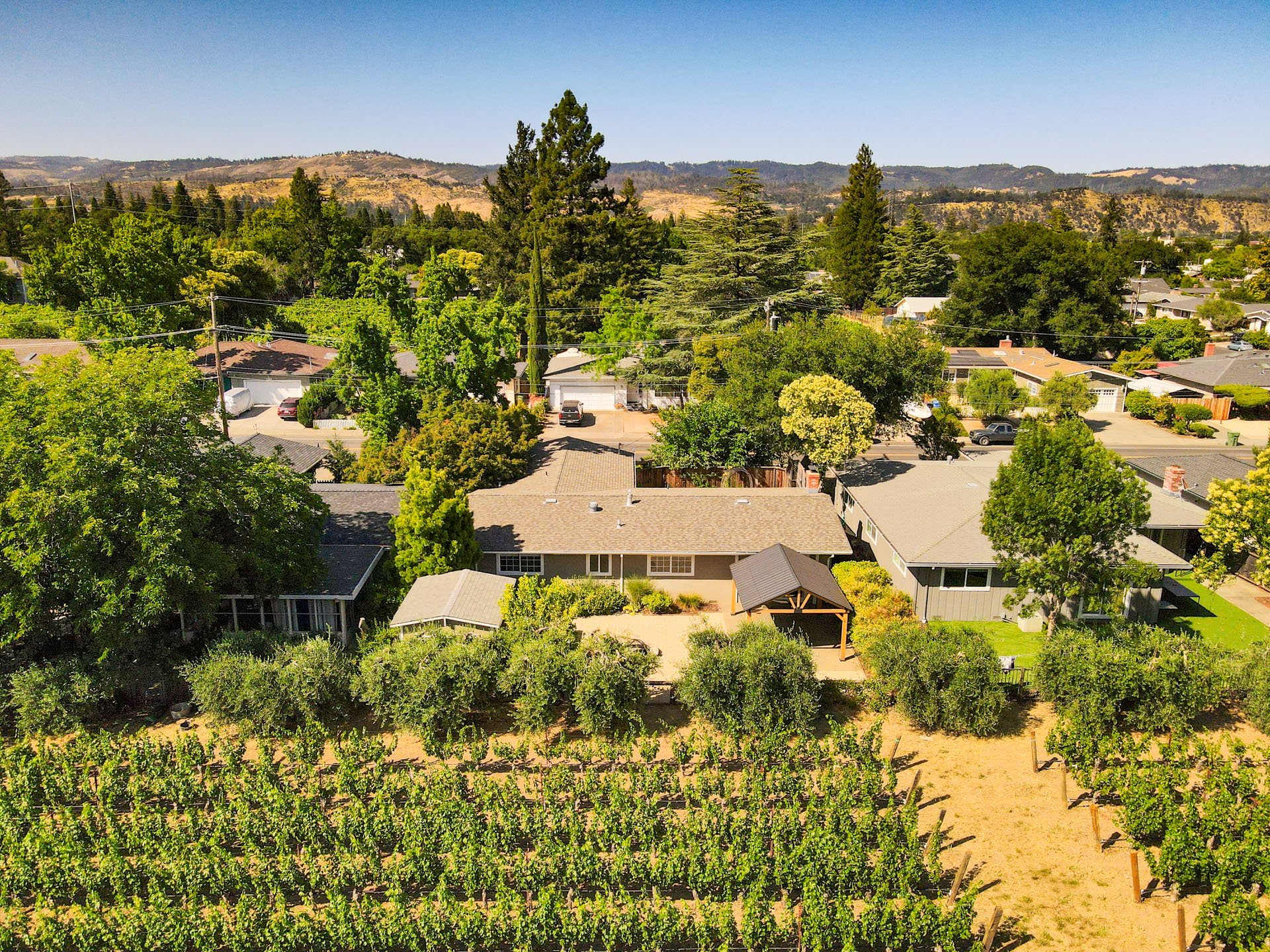01_Napa-Valley_Luxury-Home_Sothebys_June-2025.jpg